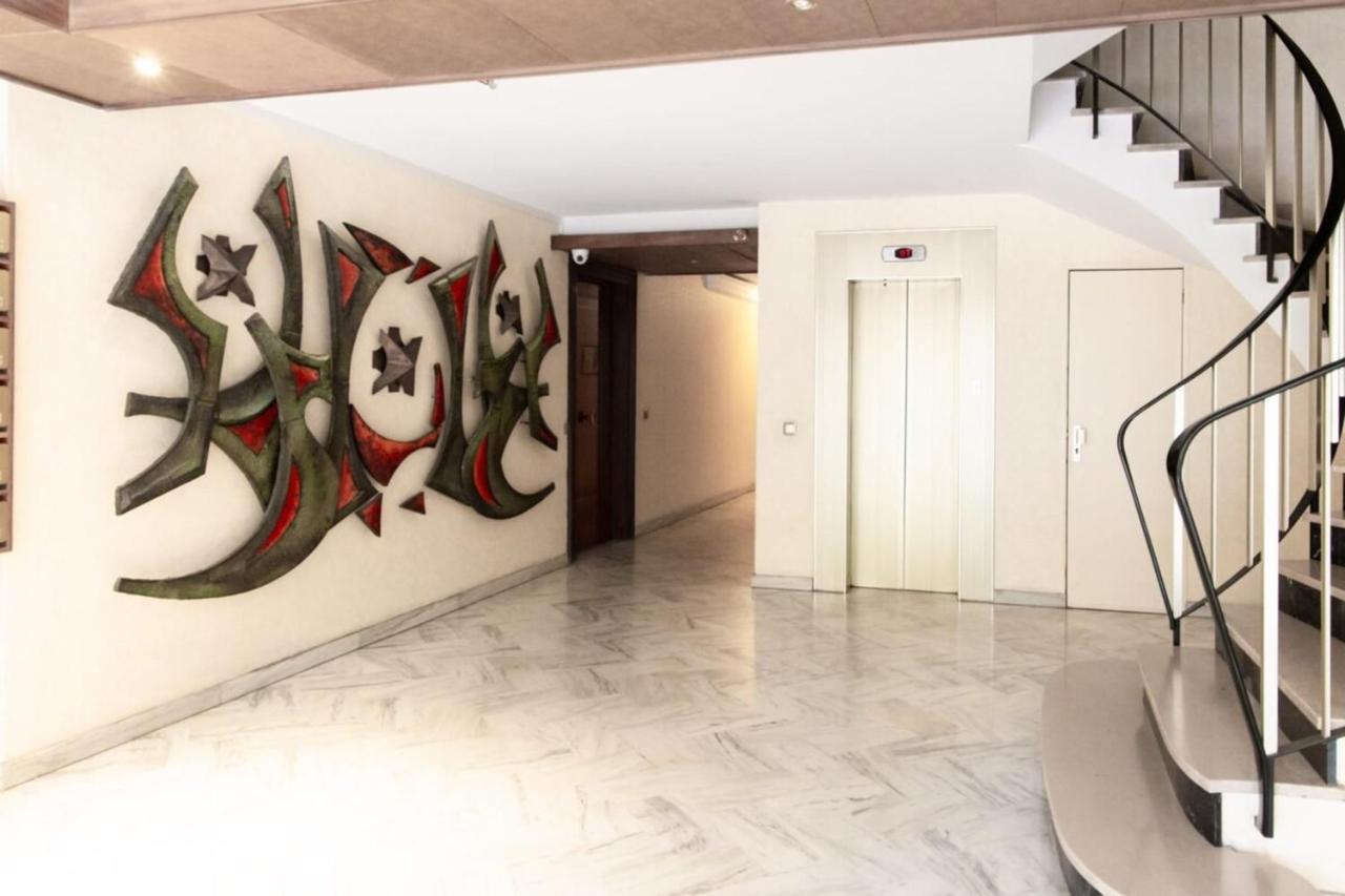 Furnished Air-Conditioned Apartment With Terrace Near The City Center كان المظهر الخارجي الصورة